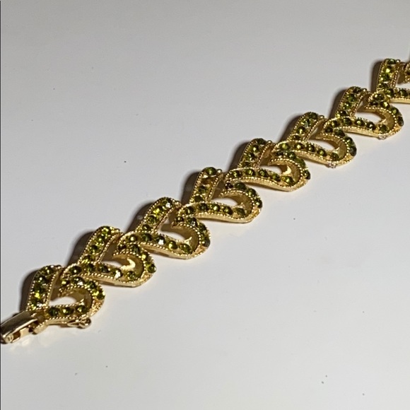 Albert Weiss Jewelry - Vintage signed Weiss heart rhinestone bracelet